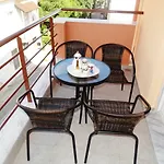 Apartament Ismini Cozy *